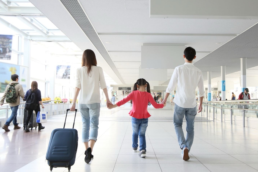 旅行ファミリーイメージ