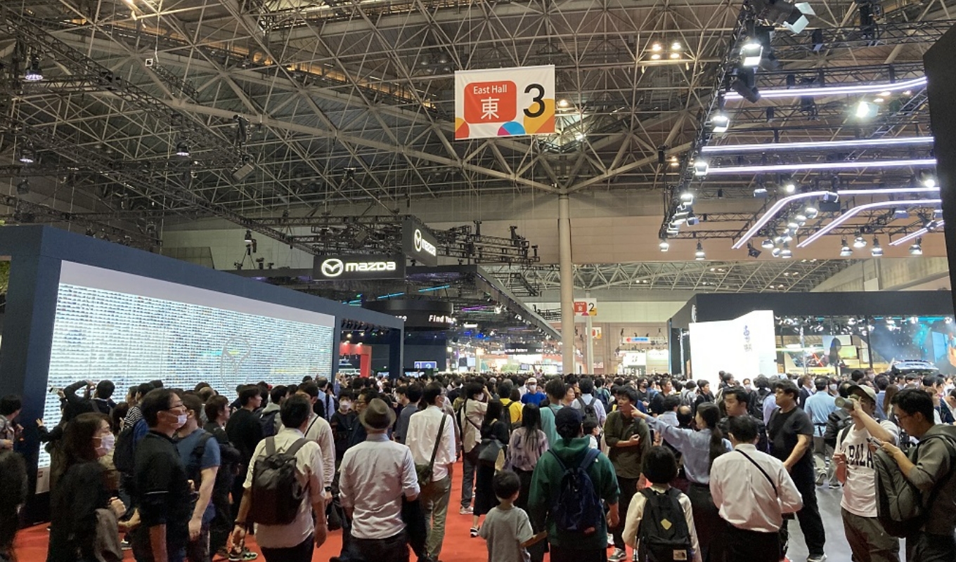 展示会やイベントでの販促には、紙のツールが効果的です