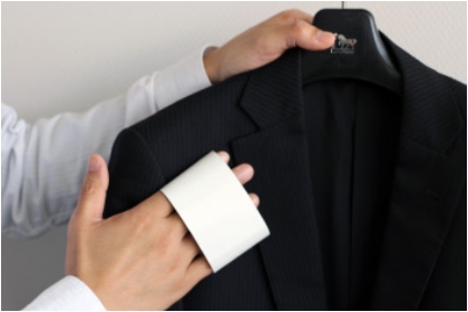 リクルートスーツの身だしなみを整えるのにも欠かせない