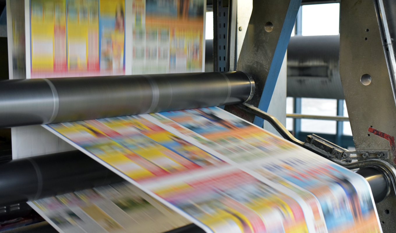 数十万部単位の大量印刷物は、専門印刷会社に依頼するのが最適