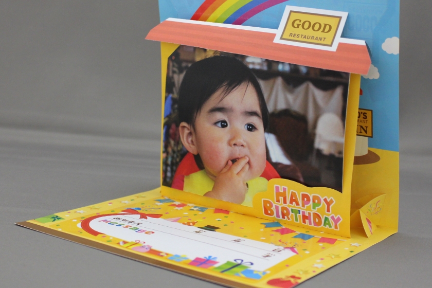 飾られた状態のフォトスタンド