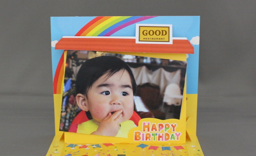 飾られた状態のフォトスタンド