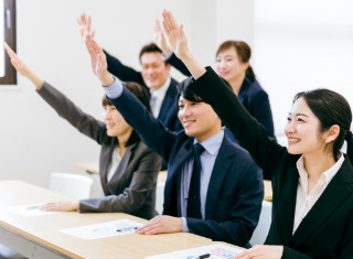 利用者や学生をファンにするリーフレット活用事例